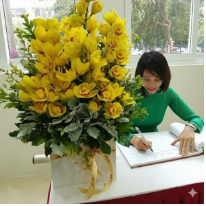 Cô Nguyệt dạy Văn