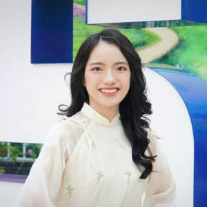 Cô Thùy Dương 